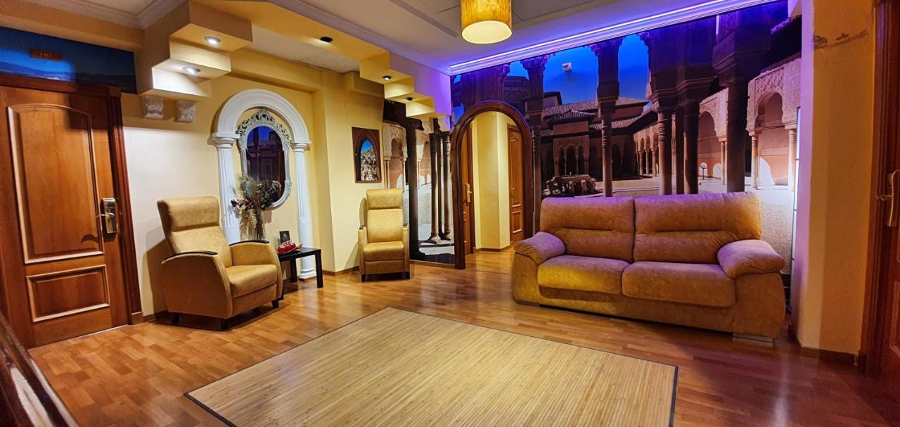 Hotel La Curva Алболоте Екстериор снимка