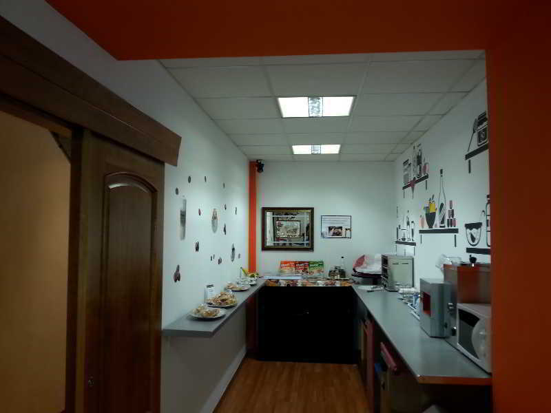 Hotel La Curva Алболоте Екстериор снимка