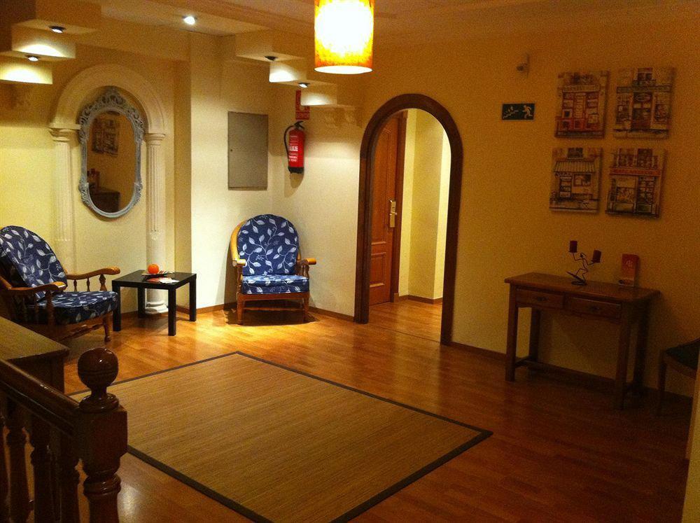 Hotel La Curva Алболоте Екстериор снимка
