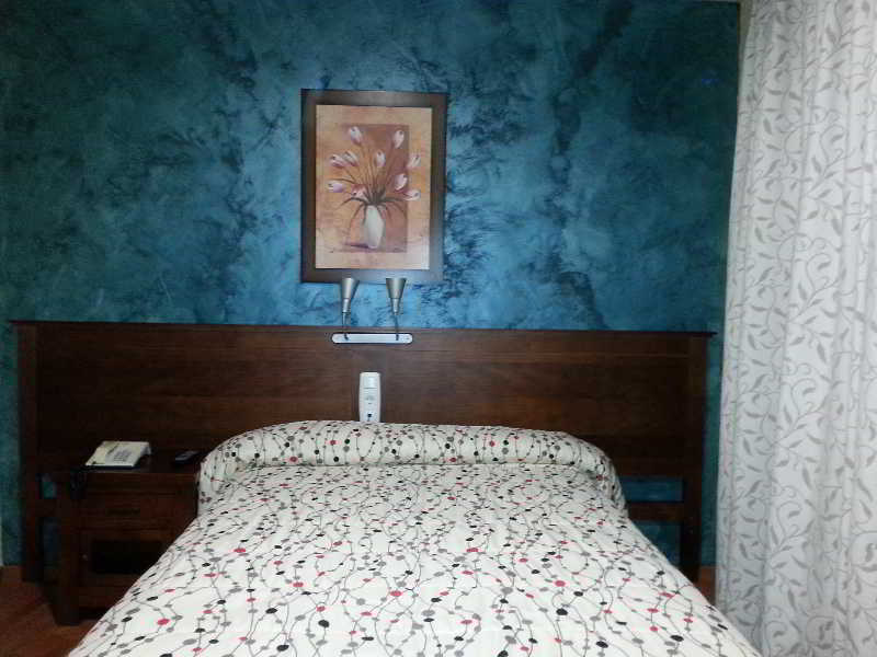 Hotel La Curva Алболоте Екстериор снимка